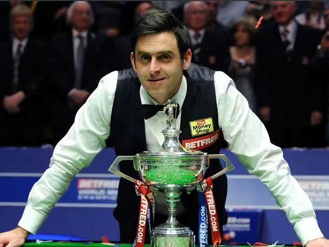 25岁巴西铁卫闪耀法甲，攻守兼备要价3000万欧，两大欧洲豪门疯抢