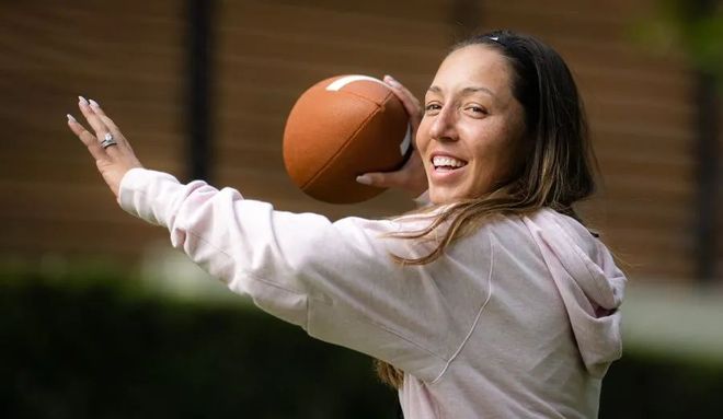 U23亚洲杯场地问题引媒体人众怒 记者解释：下雨5天+通风差所致