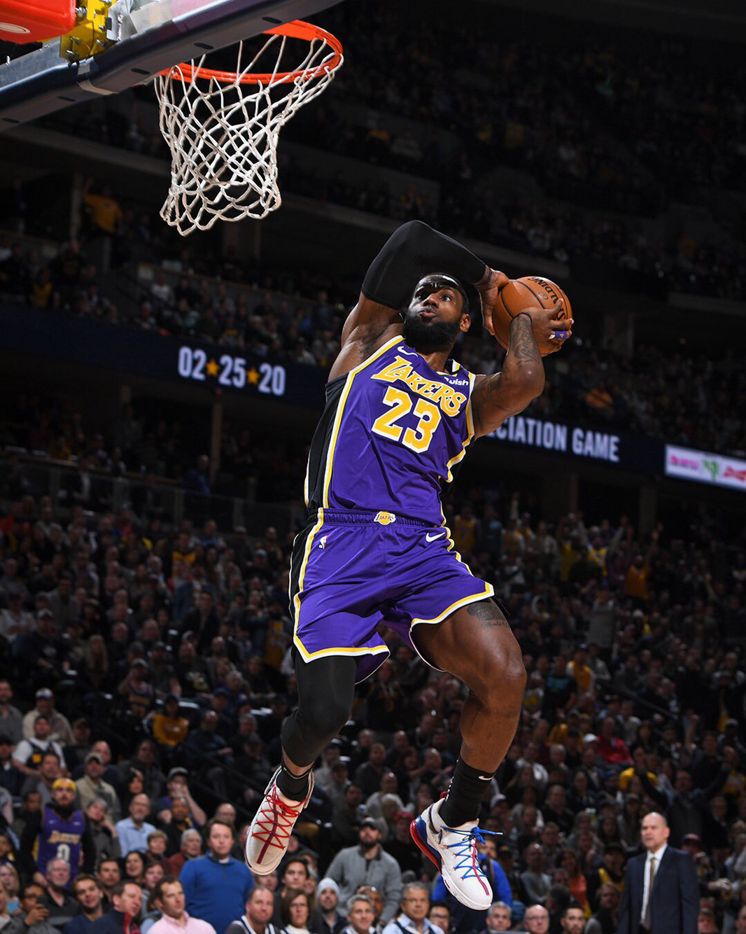 堵截底线回 堵截底线回